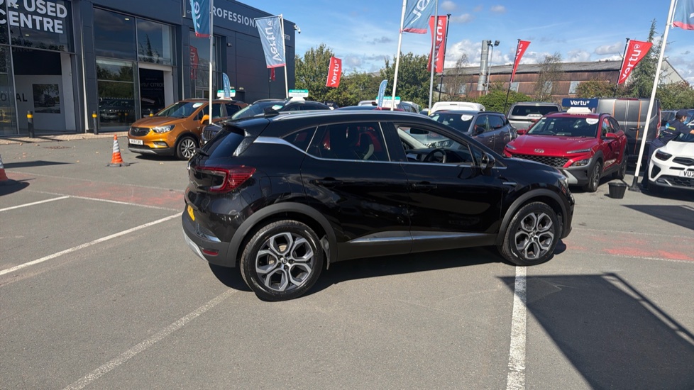 Renault Captur 1.0 TCE 90 Techno 5dr Petrol Hatchback - Image 23