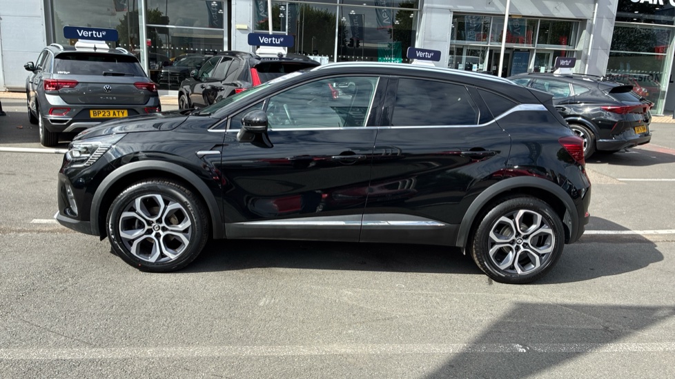 Renault Captur 1.0 TCE 90 Techno 5dr Petrol Hatchback - Image 40