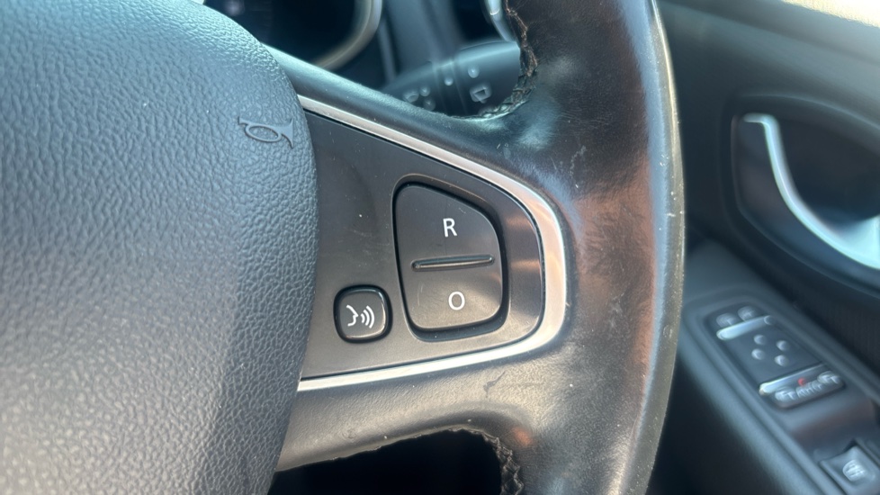 Renault Clio 0.9 TCE 90 GT Line 5dr Petrol Hatchback - Image 23