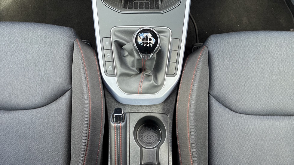 SEAT Arona 1.0 TSI 115 FR 5dr Petrol Hatchback - Image 15