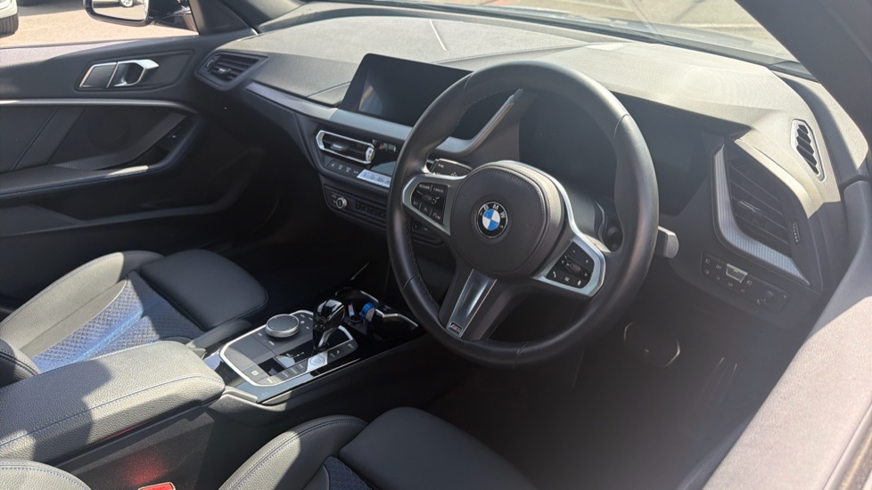 BMW 2 Series 218i [136] M Sport 4dr DCT Petrol Saloon - Image 11
