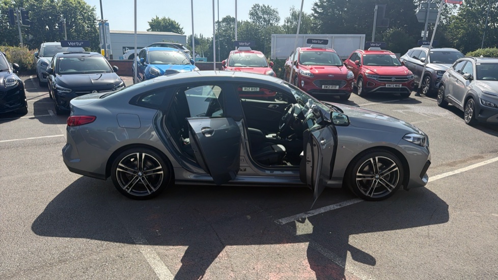 BMW 2 Series 218i [136] M Sport 4dr DCT Petrol Saloon - Image 31