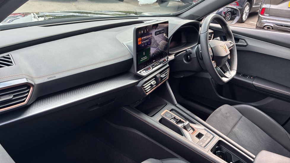 CUPRA Formentor 1.5 eTSI 150 V2 5dr DSG Petrol Estate - Image 9