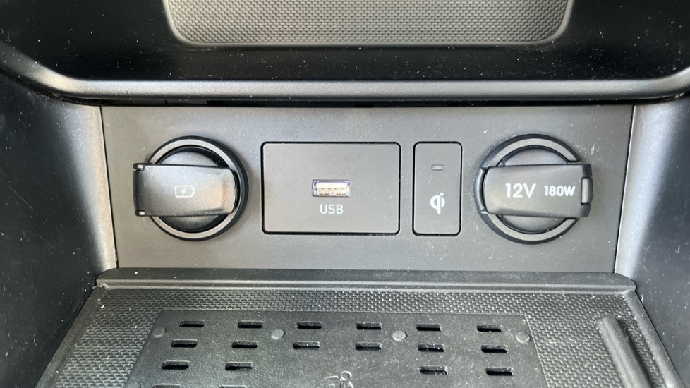 Hyundai KONA 1.6 GDi Hybrid Ultimate 5dr DCT Hybrid Hatchback - Image 24