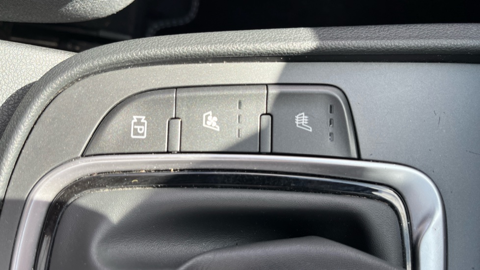 Hyundai KONA 1.6 GDi Hybrid Ultimate 5dr DCT Hybrid Hatchback - Image 28