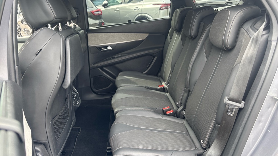 Peugeot 5008 1.2 PureTech GT 5dr EAT8 Petrol Estate - Image 16