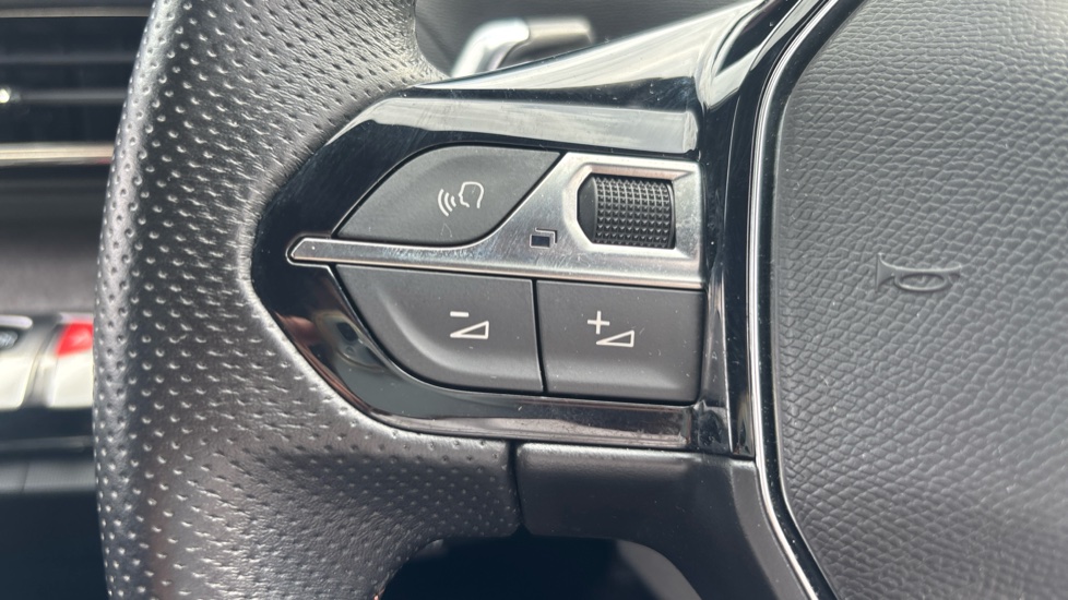 Peugeot 5008 1.2 PureTech GT 5dr EAT8 Petrol Estate - Image 33