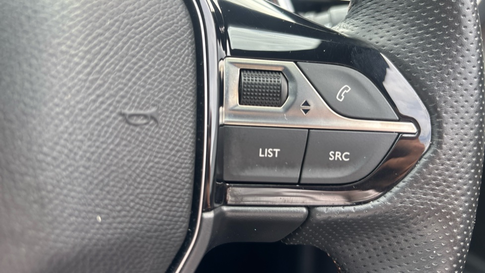 Peugeot 5008 1.2 PureTech GT 5dr EAT8 Petrol Estate - Image 34