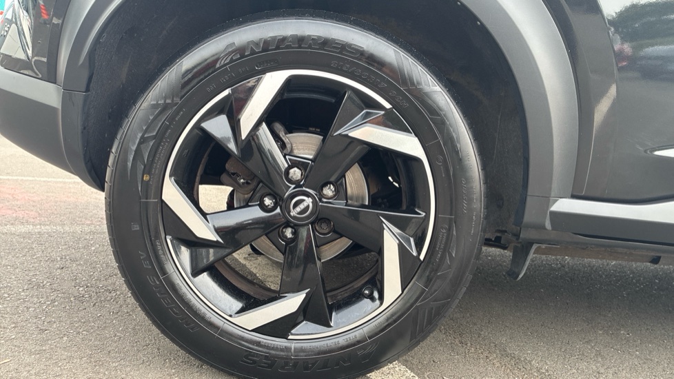 Nissan Juke 1.0 DiG-T 114 N-Connecta 5dr Petrol Hatchback - Image 7
