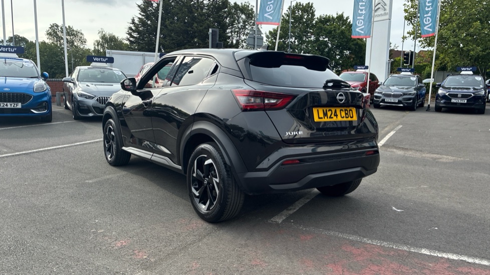 Nissan Juke 1.0 DiG-T 114 N-Connecta 5dr Petrol Hatchback - Image 24