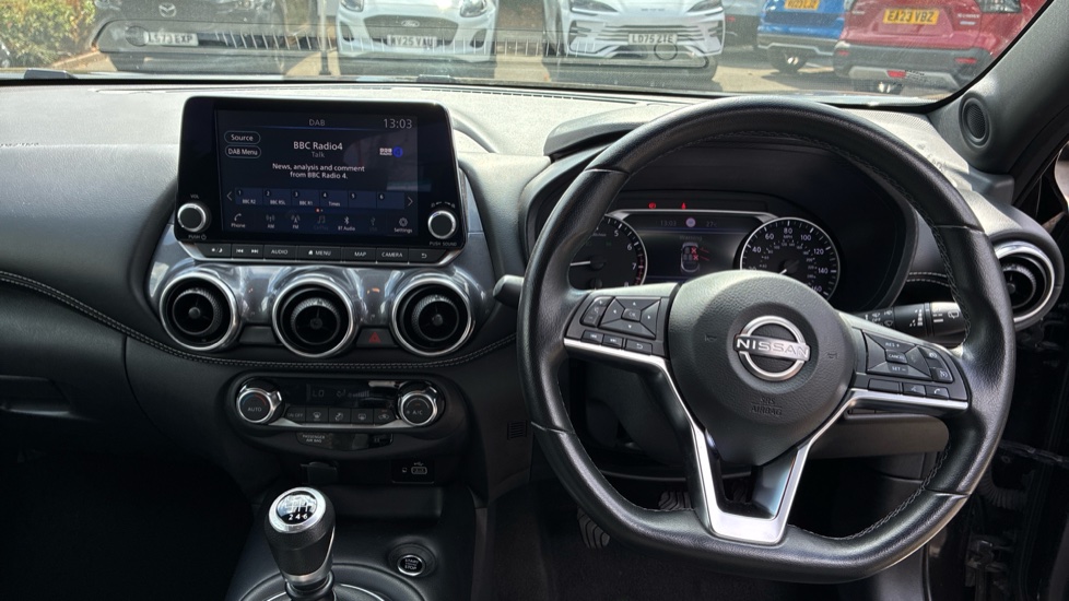 Nissan Juke 1.0 DiG-T 114 N-Connecta 5dr Petrol Hatchback - Image 12
