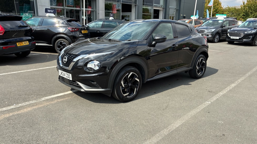 Nissan Juke 1.0 DiG-T 114 N-Connecta 5dr Petrol Hatchback - Image 36
