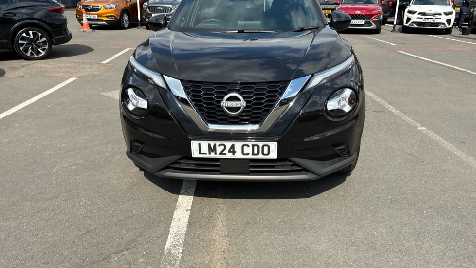 Nissan Juke 1.0 DiG-T 114 N-Connecta 5dr Petrol Hatchback - Image 37