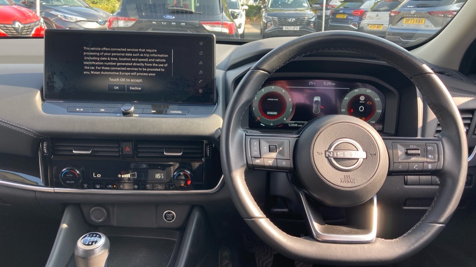 Nissan Qashqai 1.3 DiG-T MH N-Connecta 5dr Petrol Hatchback - Image 10