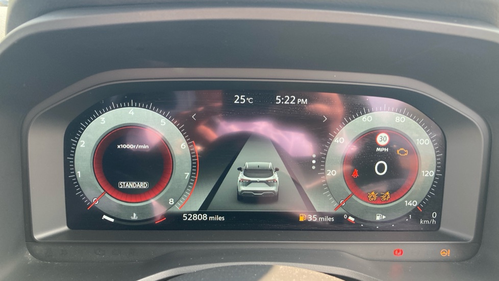 Nissan Qashqai 1.3 DiG-T MH N-Connecta 5dr Petrol Hatchback - Image 18