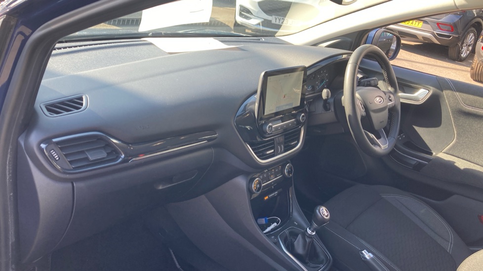 Ford Puma 1.0 EcoBoost Hybrid mHEV Titanium 5dr Petrol Hatchback - Image 9