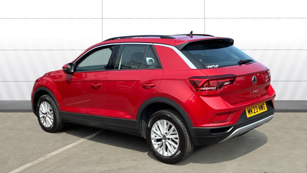 Volkswagen T-Roc 1.5 TSI Life 5dr DSG Petrol Hatchback - Image 2