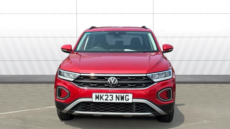 Volkswagen T-Roc 1.5 TSI Life 5dr DSG Petrol Hatchback - Image 3