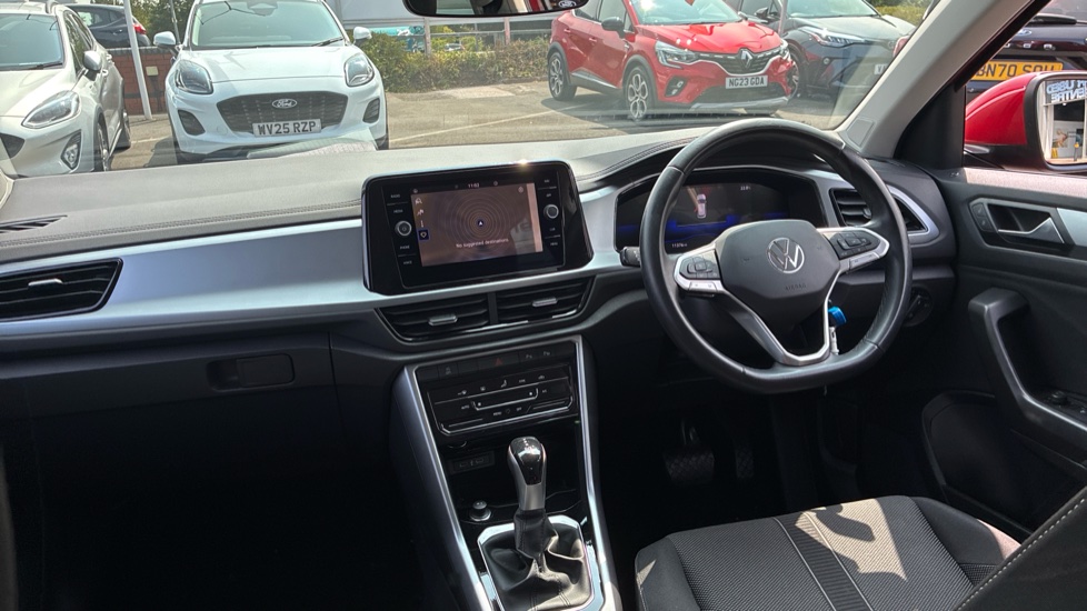 Volkswagen T-Roc 1.5 TSI Life 5dr DSG Petrol Hatchback - Image 10