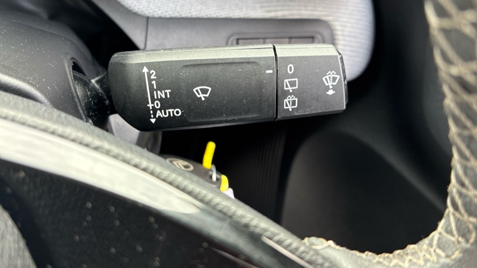 Citroen C3 Aircross 1.2 Hybrid [145] Max 5dr e-DCS6 Petrol Hatchback - Image 31