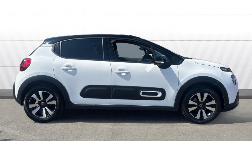 Citroen C3 1.2 PureTech Plus 5dr Petrol Hatchback - Image 5