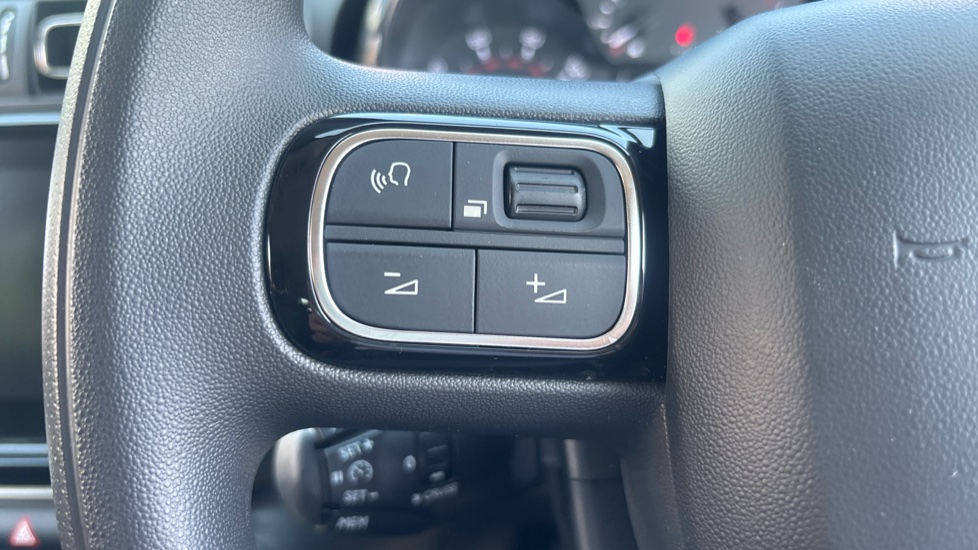 Citroen C3 1.2 PureTech Plus 5dr Petrol Hatchback - Image 22