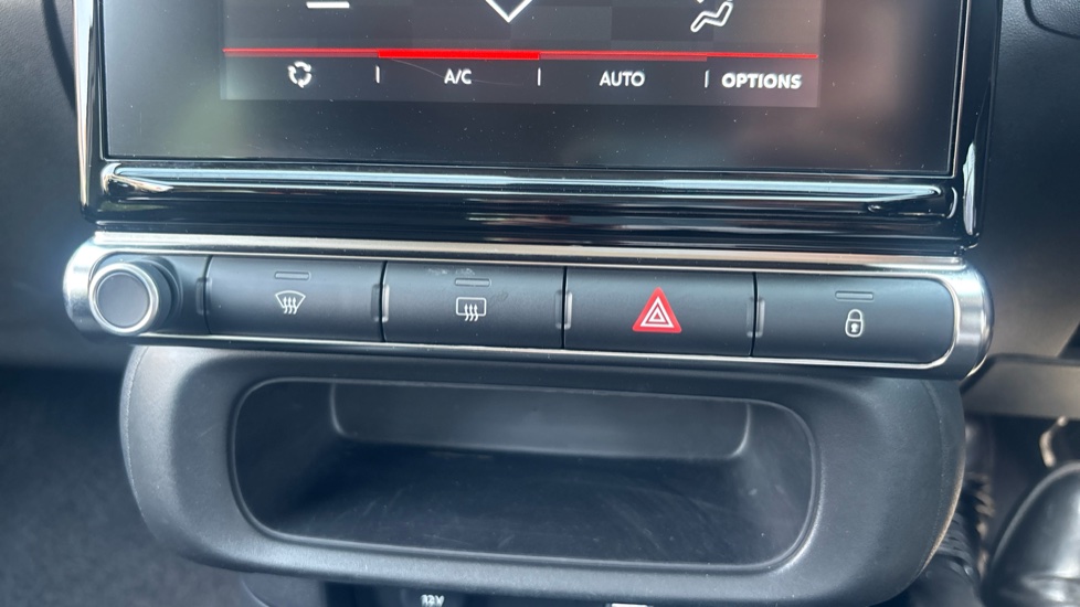 Citroen C3 1.2 PureTech Plus 5dr Petrol Hatchback - Image 29
