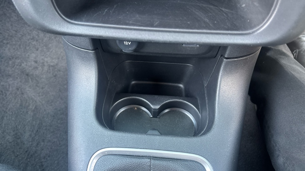 Citroen C3 1.2 PureTech Plus 5dr Petrol Hatchback - Image 30