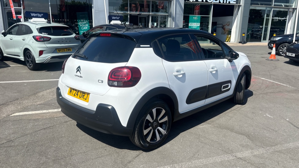 Citroen C3 1.2 PureTech Plus 5dr Petrol Hatchback - Image 35