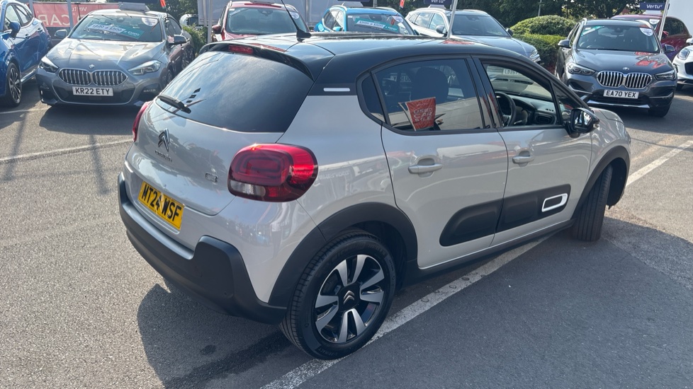 Citroen C3 1.2 PureTech Plus 5dr Petrol Hatchback - Image 8