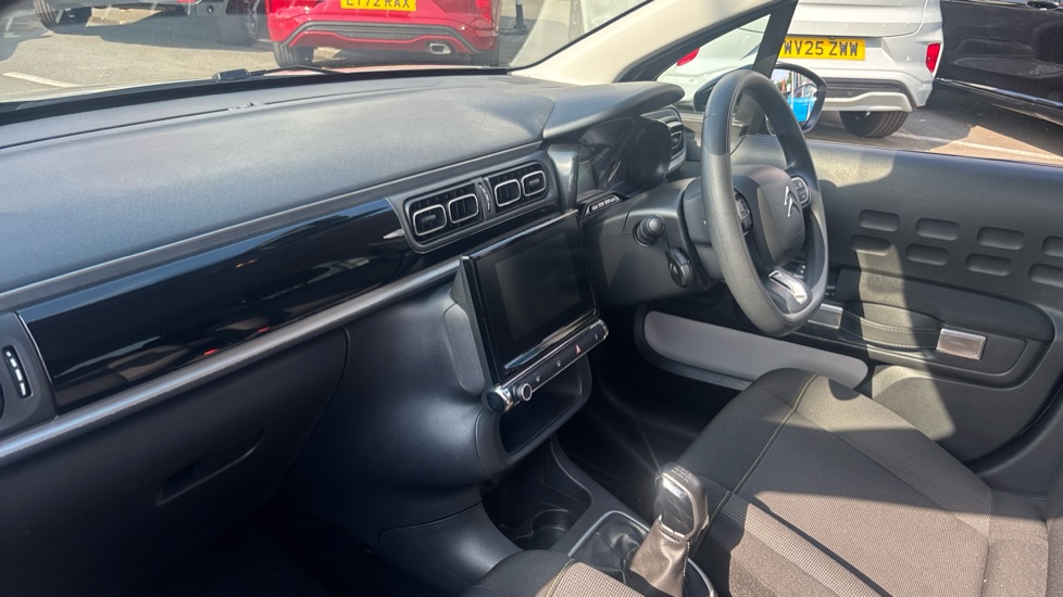 Citroen C3 1.2 PureTech Plus 5dr Petrol Hatchback - Image 9