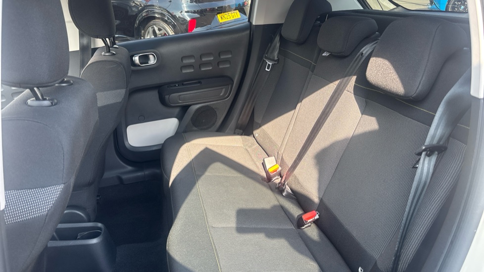 Citroen C3 1.2 PureTech Plus 5dr Petrol Hatchback - Image 16