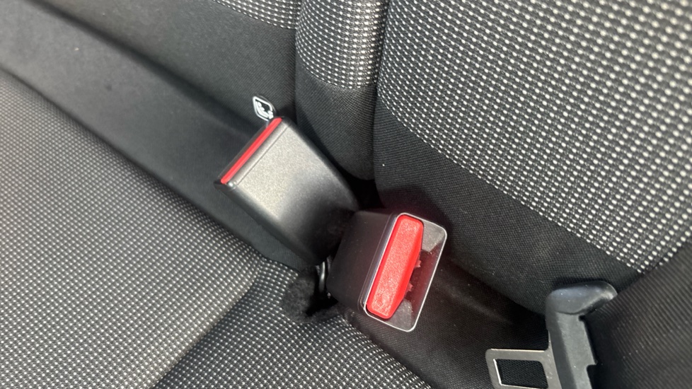 Citroen C3 1.2 PureTech Plus 5dr Petrol Hatchback - Image 17