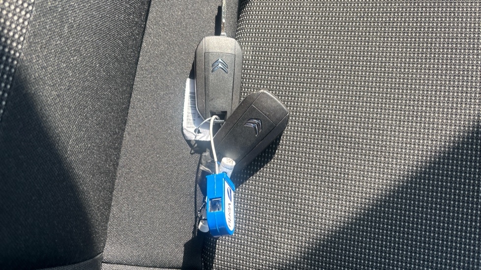 Citroen C3 1.2 PureTech Plus 5dr Petrol Hatchback - Image 20
