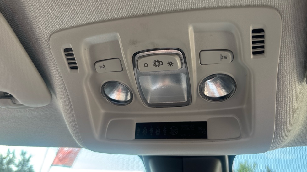 Citroen C3 1.2 PureTech Plus 5dr Petrol Hatchback - Image 24