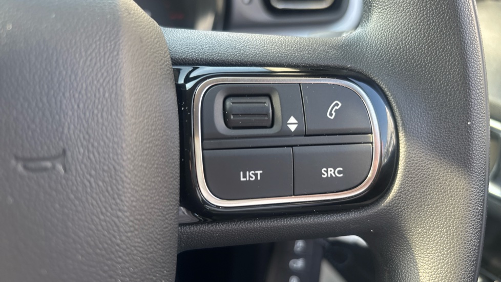 Citroen C3 1.2 PureTech Plus 5dr Petrol Hatchback - Image 26