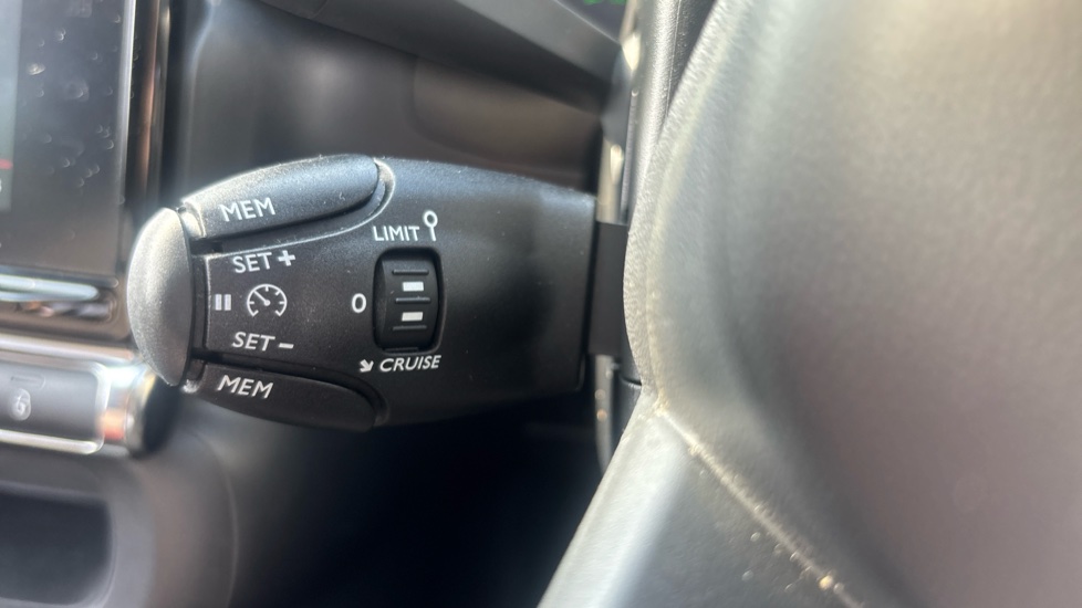 Citroen C3 1.2 PureTech Plus 5dr Petrol Hatchback - Image 29