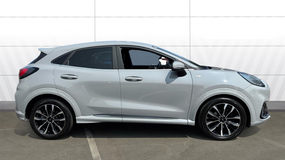 Ford Puma 1.0 EcoBoost Hybrid mHEV 155 ST-Line Vignale 5dr Petrol Hatchback - Image 5