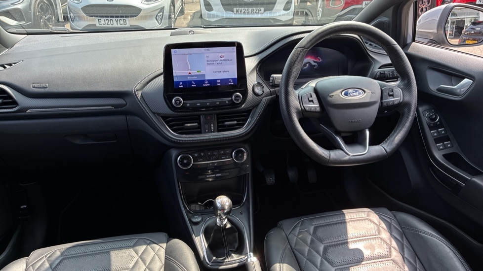 Ford Puma 1.0 EcoBoost Hybrid mHEV 155 ST-Line Vignale 5dr Petrol Hatchback - Image 10