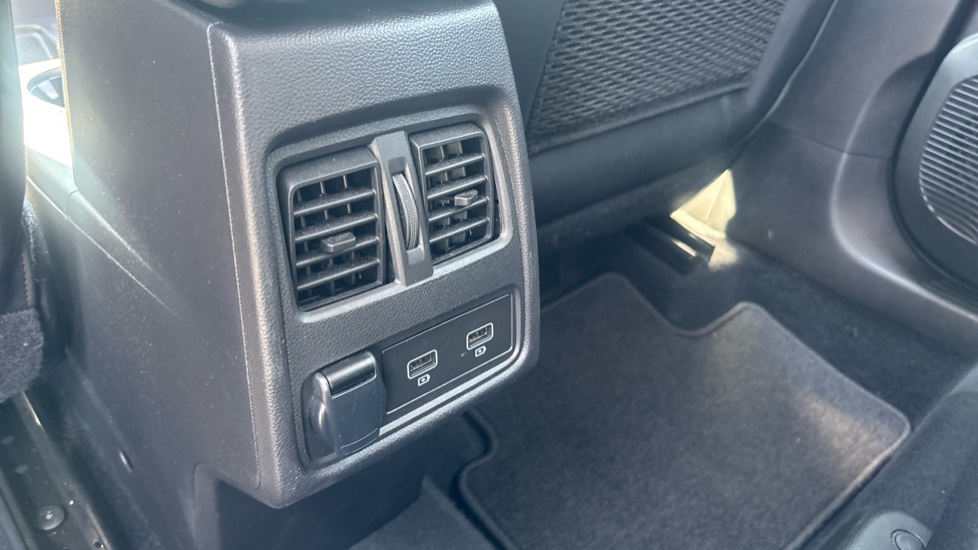 Renault Captur 1.6 E-Tech full hybrid 145 Techno 5dr Auto Hybrid Hatchback - Image 21