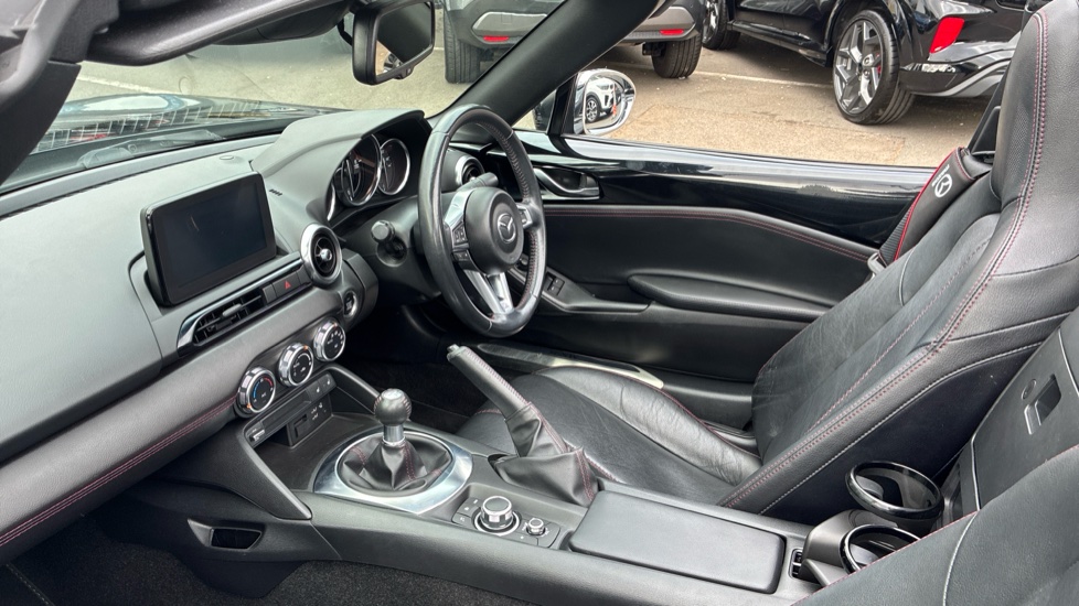 Mazda MX-5 2.0 Sport Nav 2dr Petrol Convertible RF - Image 9