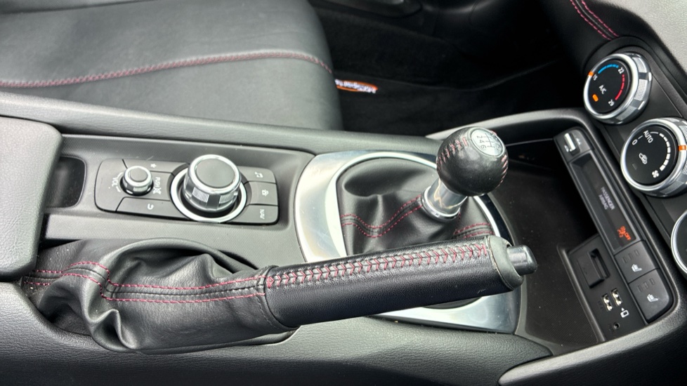 Mazda MX-5 2.0 Sport Nav 2dr Petrol Convertible RF - Image 13
