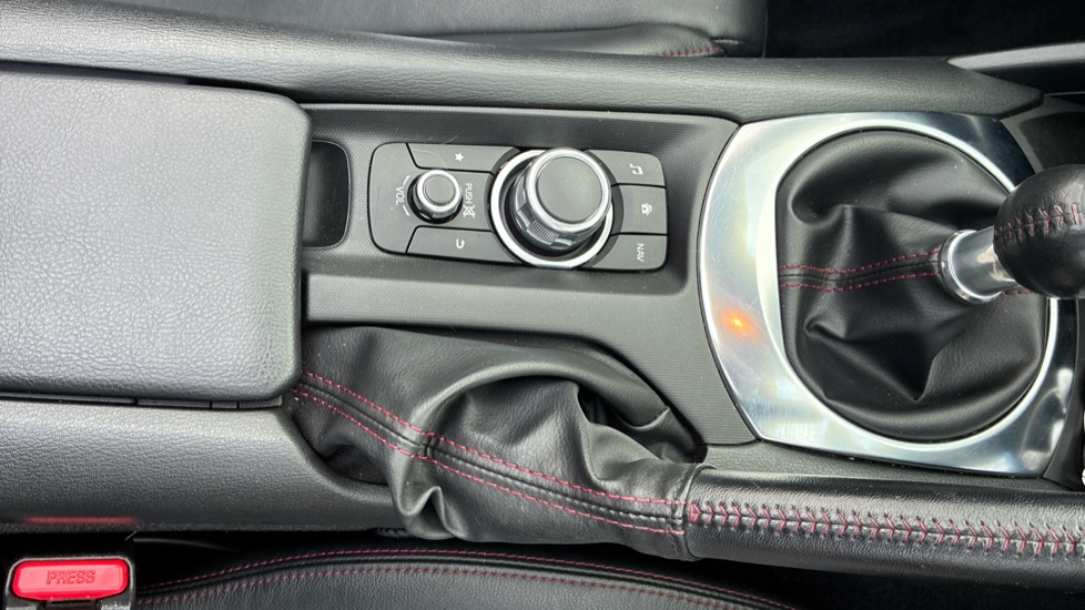 Mazda MX-5 2.0 Sport Nav 2dr Petrol Convertible RF - Image 27