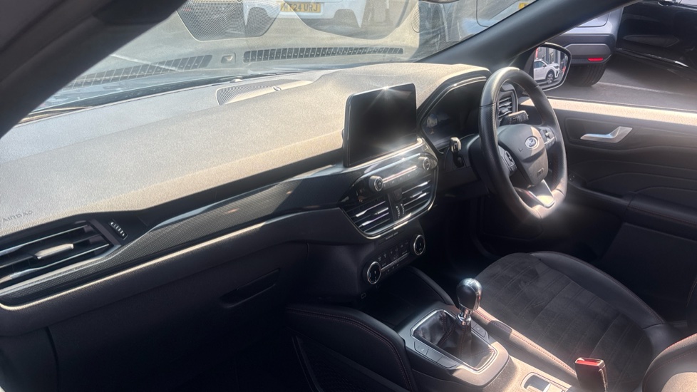 Ford Kuga 1.5 EcoBoost 150 ST-Line Edition 5dr Petrol Estate - Image 9