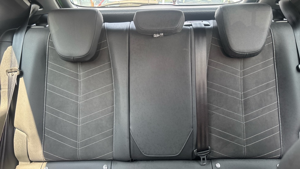Vauxhall Mokka 100kW Ultimate 50kWh 5dr Auto Electric Hatchback - Image 15