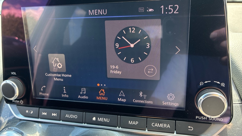 Nissan Juke 1.0 DiG-T N-Connecta 5dr DCT Petrol Hatchback - Image 29