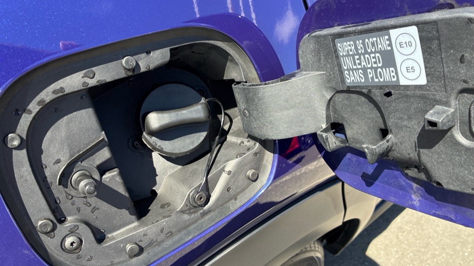 Nissan Juke 1.0 DiG-T N-Connecta 5dr DCT Petrol Hatchback - Image 35