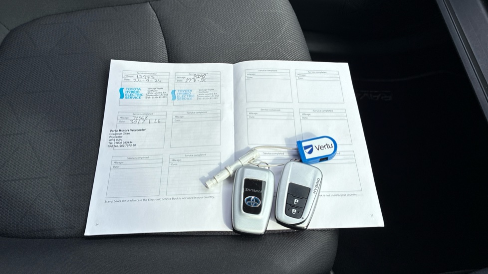 Toyota RAV4 2.5 VVT-i Hybrid Icon 5dr CVT 2WD Hybrid Estate - Image 19