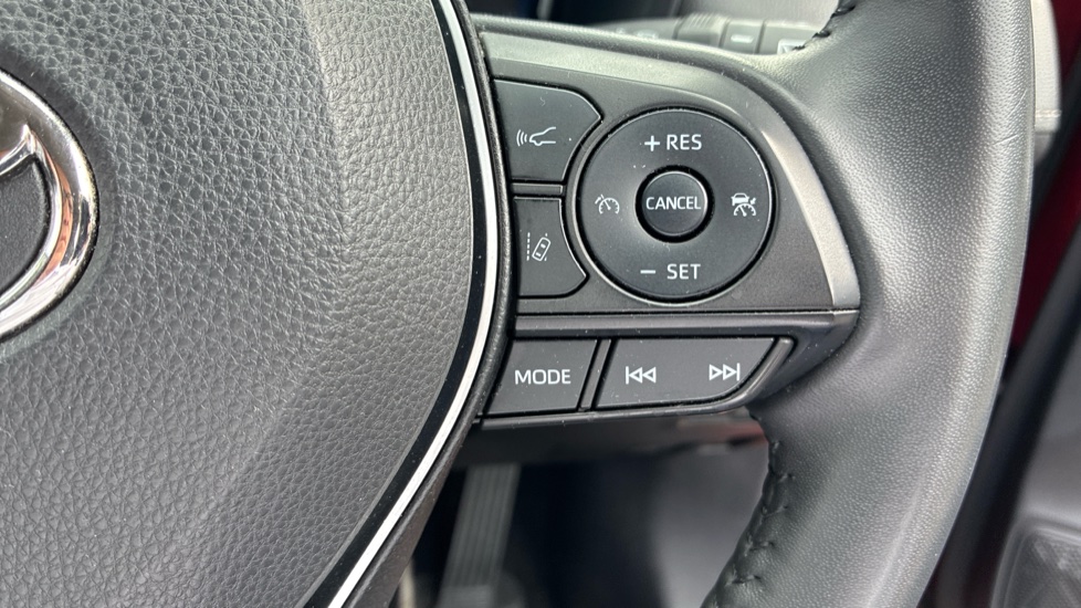 Toyota RAV4 2.5 VVT-i Hybrid Icon 5dr CVT 2WD Hybrid Estate - Image 25
