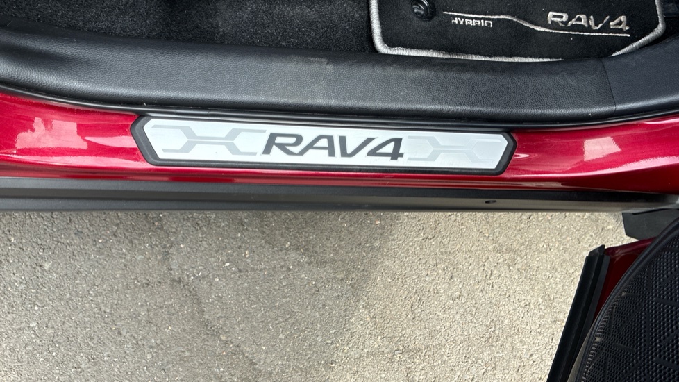 Toyota RAV4 2.5 VVT-i Hybrid Icon 5dr CVT 2WD Hybrid Estate - Image 31
